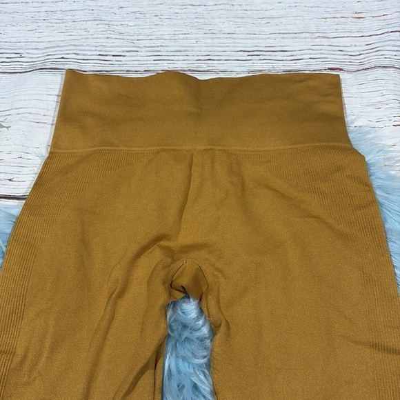 SET ACTIVE Sculptflex Seamless High Waisted Legging Color Glow - Picture 6 of 7